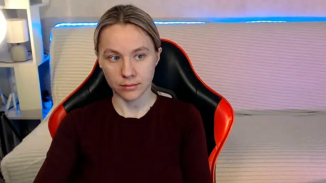 MiaBun1 online show from April 21, 2026, 2:47 am