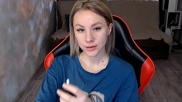 MiaBun1 online show from February 13, 2026, 3:50 am