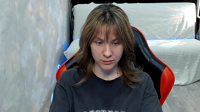 Snapshot of MiaBun1 chatting on May 18, 2026, 3:28 am MiaBun1 online show from May 18, 2026, 3:28 am