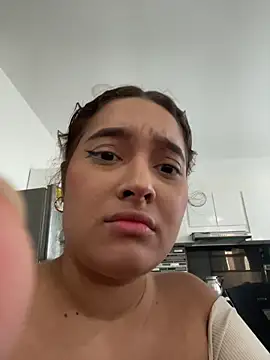 Snapshot of Emily_Jonness_ chatting on December 15, 2025, 11:27 am Emily Jonness online show from December 15, 2025, 11:27 am