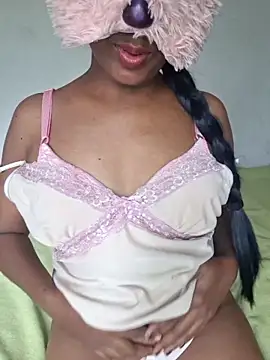 Snapshot of BadAhkm chatting on December 17, 2025, 4:17 am BadAhkm online show from December 17, 2025, 4:17 am