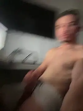 Snapshot of cruzx_ chatting on December 5, 2025, 1:53 pm cruzx online show from December 5, 2025, 1:53 pm