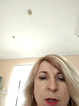 Snapshot of AhlyssaLove1155 chatting on February 2, 2026, 10:14 am AhlyssaLove1155 online show from February 2, 2026, 10:14 am