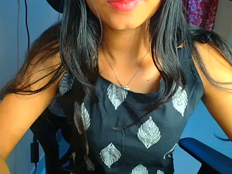 Snapshot of Sexy_Sanaya2 chatting on March 28, 2026, 10:00 pm Sexy Sanaya2 online show from March 28, 2026, 10:00 pm