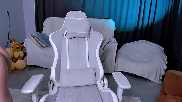 Snapshot of miny_rony chatting on February 7, 2026, 12:18 am miny rony online show from February 7, 2026, 12:18 am