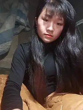 Snapshot of hinata-xx chatting on December 16, 2025, 3:33 am hinata-xx online show from December 16, 2025, 3:33 am