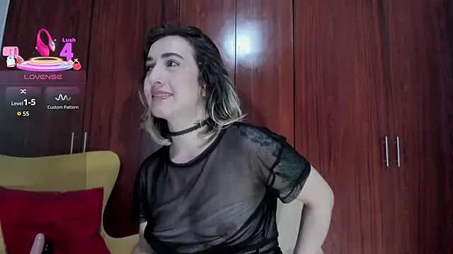 carly grasso online show from October 28, 2025, 9:52 am