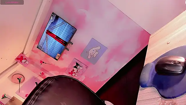 Snapshot of Melany_Alejandra chatting on February 24, 2026, 4:57 am Melany Alejandra online show from February 24, 2026, 4:57 am