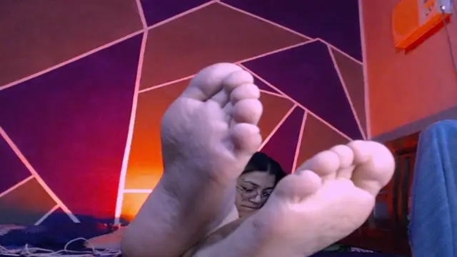 bellota bunny online show from March 3, 2026, 8:38 pm