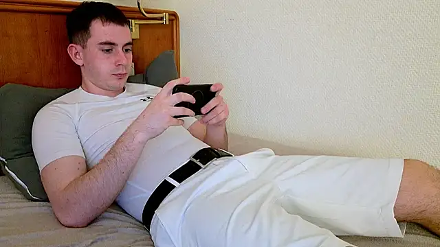 Snapshot of Tommy_Lidds chatting on April 8, 2026, 6:20 pm Tommy Lidds online show from April 8, 2026, 6:20 pm