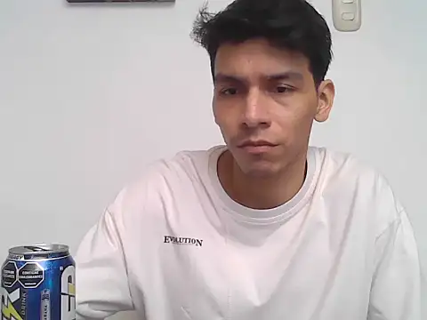 Snapshot of Patrick3_5556 chatting on December 16, 2025, 8:35 pm Patrick3 5556 online show from December 16, 2025, 8:35 pm