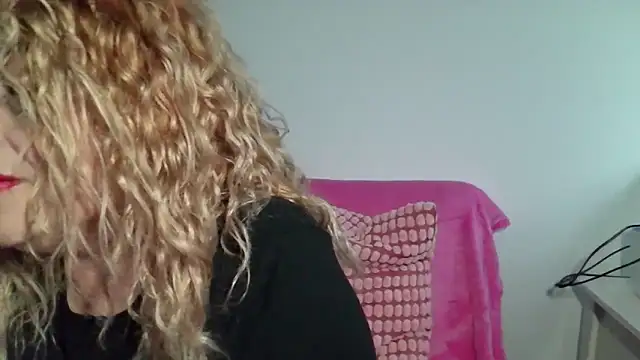 Snapshot of mariajosebarrazaa chatting on March 6, 2026, 6:25 pm mariajosebarrazaa online show from March 6, 2026, 6:25 pm