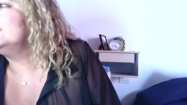 Snapshot of mariajosebarrazaa chatting on March 29, 2026, 3:35 pm mariajosebarrazaa online show from March 29, 2026, 3:35 pm