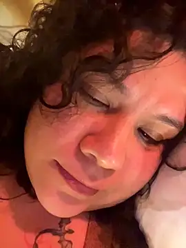 VanesssaMilf  online show from February 4, 2026, 3:01 am