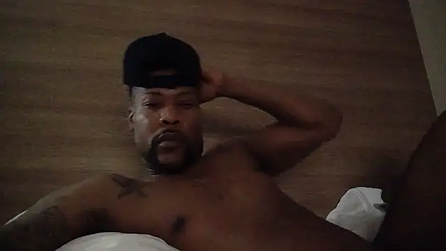 Snapshot of cosmiccloudpig chatting on January 18, 2026, 9:02 am cosmiccloudpig online show from January 18, 2026, 9:02 am