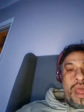 Snapshot of maannn8962 chatting on February 17, 2026, 6:11 am maannn8962 online show from February 17, 2026, 6:11 am