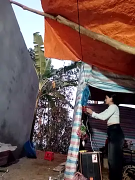 Snapshot of Him_MountainGirl chatting on January 18, 2026, 11:02 am Him MountainGirl online show from January 18, 2026, 11:02 am