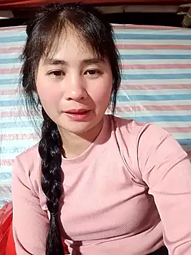 Snapshot of Him_MountainGirl chatting on February 4, 2026, 11:38 am Him MountainGirl online show from February 4, 2026, 11:38 am