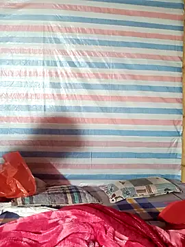 Snapshot of Him_MountainGirl chatting on February 11, 2026, 2:28 pm Him MountainGirl online show from February 11, 2026, 2:28 pm