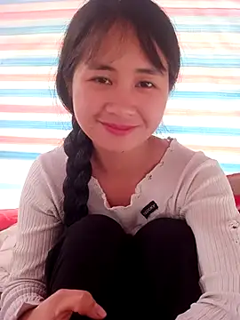 Snapshot of Him_MountainGirl chatting on February 12, 2026, 2:33 am Him MountainGirl online show from February 12, 2026, 2:33 am