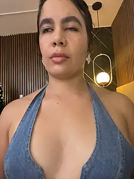 Snapshot of ValentinaEliot chatting on January 8, 2026, 1:33 am ValentinaEliot online show from January 8, 2026, 1:33 am