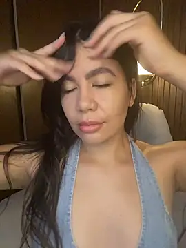 Snapshot of ValentinaEliot chatting on February 3, 2026, 2:22 pm ValentinaEliot online show from February 3, 2026, 2:22 pm