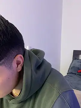 Snapshot of Goldenknight33 chatting on February 18, 2026, 3:52 pm Goldenknight33 online show from February 18, 2026, 3:52 pm