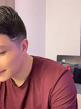 Snapshot of Goldenknight33 chatting on February 16, 2026, 8:51 pm Goldenknight33 online show from February 16, 2026, 8:51 pm