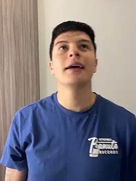 Snapshot of Goldenknight33 chatting on February 7, 2026, 12:46 pm Goldenknight33 online show from February 7, 2026, 12:46 pm