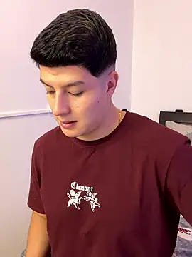 Snapshot of Goldenknight33 chatting on January 11, 2026, 3:41 pm Goldenknight33 online show from January 11, 2026, 3:41 pm