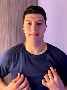 Snapshot of Goldenknight33 chatting on December 19, 2025, 1:46 pm Goldenknight33 online show from December 19, 2025, 1:46 pm