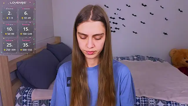 Charmgirla online show from December 14, 2025, 12:00 pm