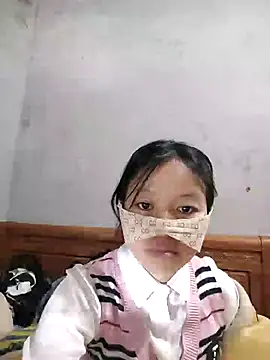 Ly-ly123 online show from December 14, 2025, 8:58 pm