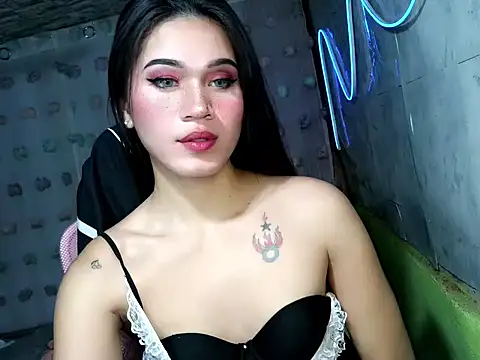 Snapshot of bombely_69 chatting on May 11, 2026, 2:45 pm bombely 69 online show from May 11, 2026, 2:45 pm