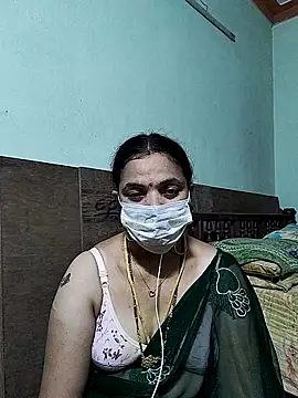 Snapshot of bhavyasri_55 chatting on February 18, 2026, 12:41 am bhavyasri 55 online show from February 18, 2026, 12:41 am