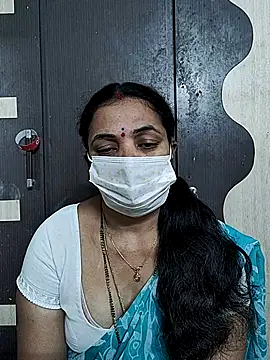 Snapshot of bhavyasri_55 chatting on December 17, 2025, 1:32 am bhavyasri 55 online show from December 17, 2025, 1:32 am