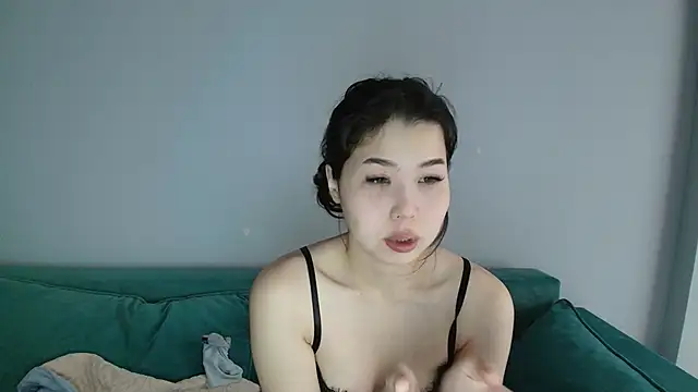 Snapshot of kimyjina chatting on May 1, 2026, 3:22 am kimyjina online show from May 1, 2026, 3:22 am