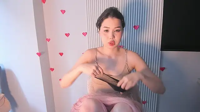 kimyjina online show from February 20, 2026, 3:14 am