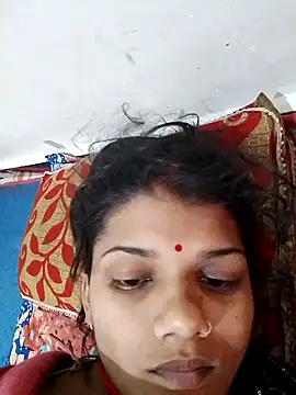 Snapshot of SEEMABABY12 chatting on December 18, 2025, 8:41 am SEEMABABY12 online show from December 18, 2025, 8:41 am