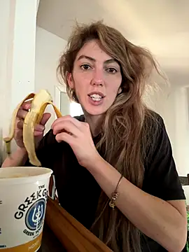 Snapshot of CelestialRuby chatting on December 16, 2025, 5:06 pm CelestialRuby online show from December 16, 2025, 5:06 pm