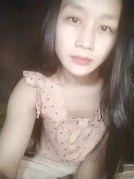 honeyykate online show from December 21, 2025, 2:52 pm