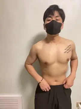 kimze7 online show from March 19, 2026, 1:11 pm