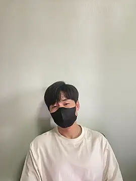 kimze7 online show from March 7, 2026, 9:05 am