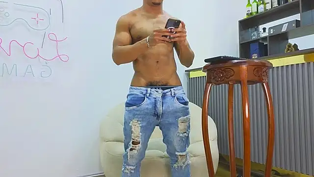 Snapshot of Blake_Culhane chatting on December 16, 2025, 1:48 pm Blake Culhane online show from December 16, 2025, 1:48 pm