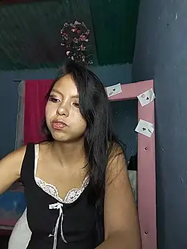Snapshot of Princess_elia chatting on May 28, 2026, 10:04 pm Princess elia online show from May 28, 2026, 10:04 pm