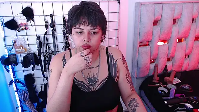 malboro 01 online show from February 16, 2026, 6:06 pm