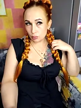 Very sly fox online show from April 21, 2026, 4:13 pm