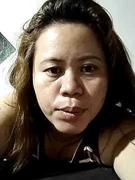 Melania05 online show from April 12, 2026, 12:08 pm