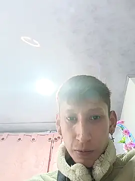 Snapshot of Disey888 chatting on March 13, 2026, 12:37 am Disey888 online show from March 13, 2026, 12:37 am