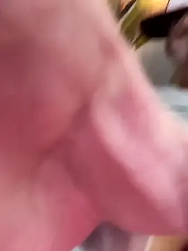 Snapshot of Disey888 chatting on December 19, 2025, 11:34 am Disey888 online show from December 19, 2025, 11:34 am